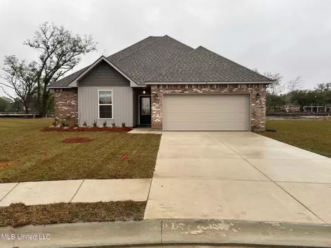 4 Eliza Ln, Long Beach, MS 39560