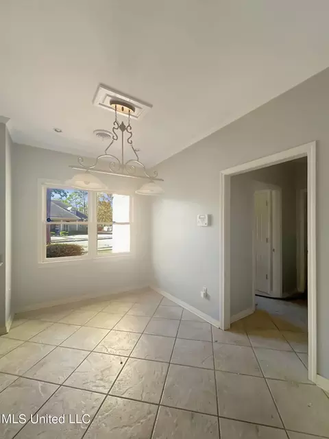 5115 Canton Heights Dr, Jackson, MS 39211 photo 7