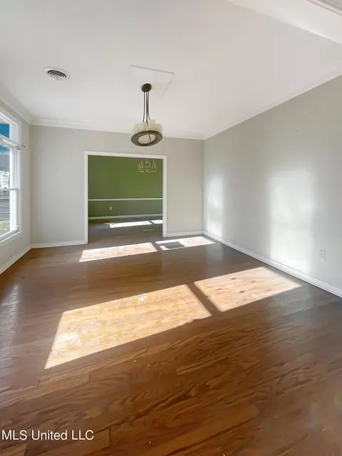 5115 Canton Heights Dr, Jackson, MS 39211 photo 5
