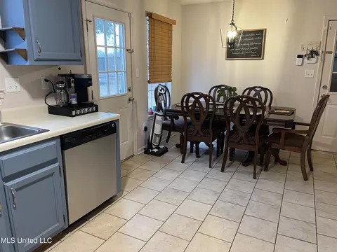 7080 Hickory Estate Dr, Walls, MS 38680 photo 16