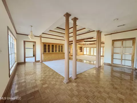 Other - 820 E Washington St, Brookhaven, MS 39601 photo 2 of 12