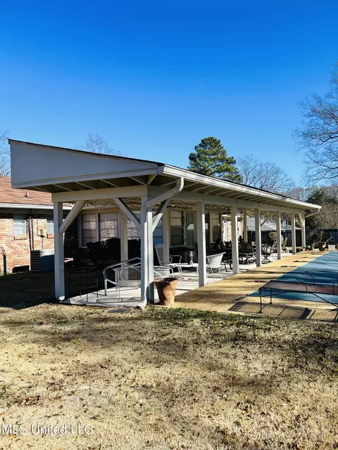 1745 Hamilton Blvd, Jackson, MS 39213 photo 2