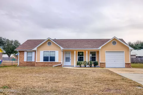 5304 Old Fort Bayou Rd, Ocean Springs, MS 39564