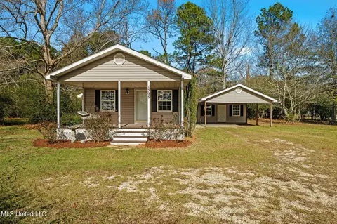 1395 W Union Rd, Picayune, MS 39466