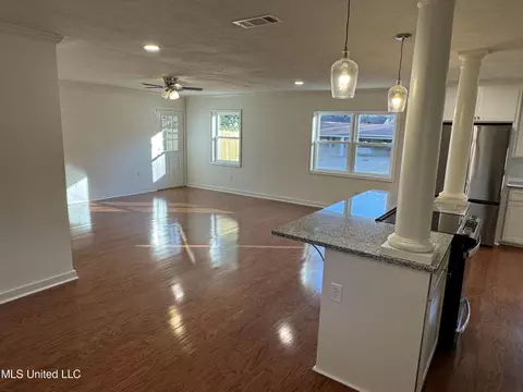 Other - 1262 Summer Ln, Jackson, MS 39211 photo 4 of 12