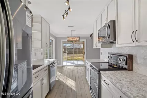 971 Bluff Rdg, Biloxi, MS 39532 photo 13