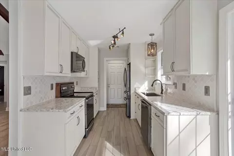 971 Bluff Rdg, Biloxi, MS 39532 photo 10