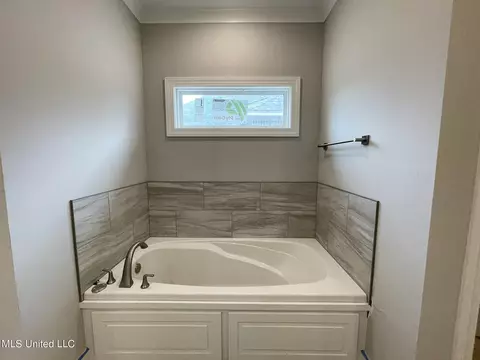 305 Tremont Dr, Florence, MS 39073 photo 14