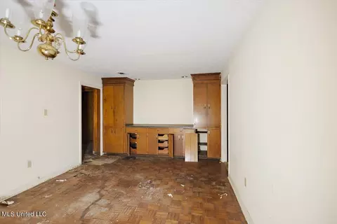 145 Avian Ln, Jackson, MS 39204 photo 7