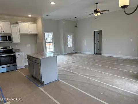 1840 Benton Dr, Hernando, MS 38632 photo 8