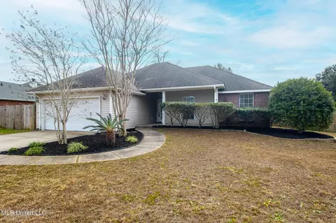 14333 Creekwood Cv, Gulfport, MS 39503