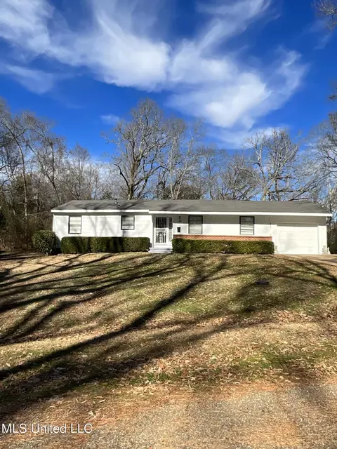 350 N Southland Dr, Jackson, MS 39212
