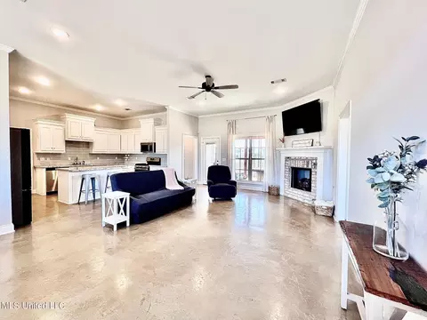 111 Brunswick Cv, Canton, MS 39046 photo 4