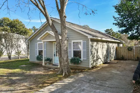 2322 Kelly Ave, Gulfport, MS 39501