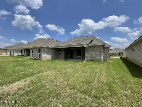 Exterior - 205 Wethersfield Dr, Florence, MS 39073 photo 1 of 4