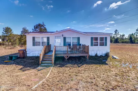 20142 Charred Rd, Saucier, MS 39574
