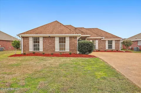 604 Post Oak Pl, Pearl, MS 39208