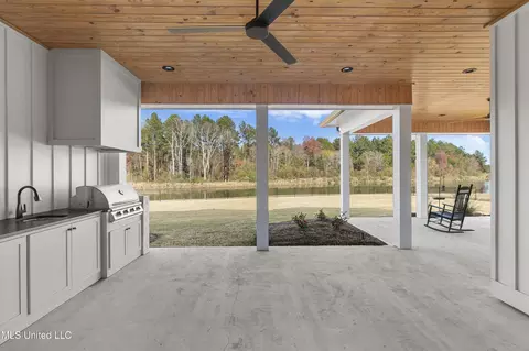 Exterior - 166 Westlake Cir, Madison, MS 39110 photo 12 of 23