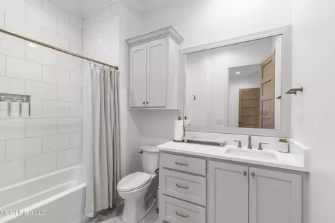 Bath - 166 Westlake Cir, Madison, MS 39110 photo 12 of 22