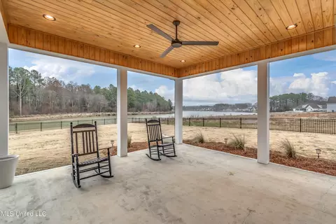 Exterior - 166 Westlake Cir, Madison, MS 39110 photo 7 of 23