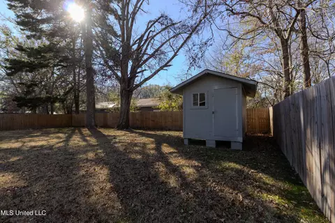 803 Monroe St, Clinton, MS 39056 photo 33