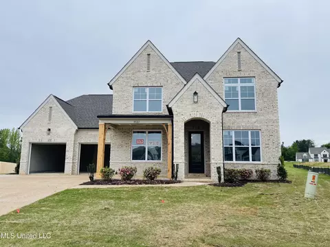 9523 Park Trail Rd, Olive Branch, MS 38654
