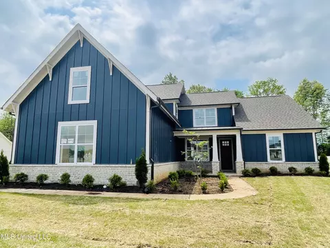 9463 Mcelroy Farms Dr, Olive Branch, MS 38654