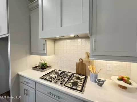Kitchen - 428 Assurance Way, Brandon, MS 39042 photo 3 of 4