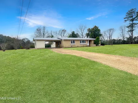 1020 NW Goodwater Rd, Magee, MS 39111 photo 2