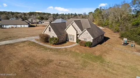11 Morning Glory Dr, Carriere, MS 39426