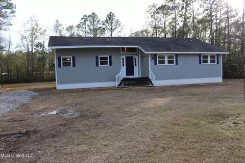1719 Laurel Glen Rd, Gautier, MS 39553