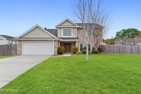 869 Brentwood Dr, Biloxi, MS 39532