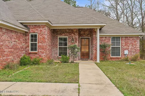 Exterior - 152 Forest Lake Dr, Byram, MS 39272 photo 3 of 7