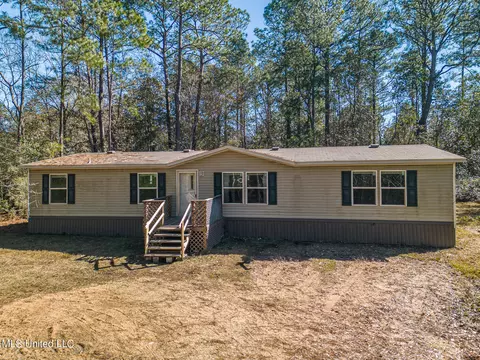 13102 Tanner St, Vancleave, MS 39565