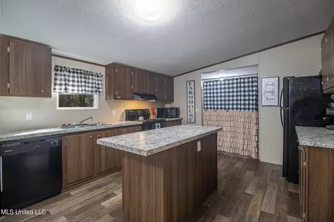 13102 Tanner St, Vancleave, MS 39565 photo 8