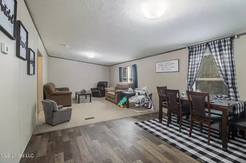 13102 Tanner St, Vancleave, MS 39565 photo 9