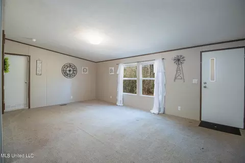 13102 Tanner St, Vancleave, MS 39565 photo 5