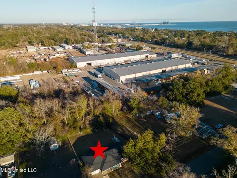 614 N Wright Ave, Long Beach, MS 39560 photo 4