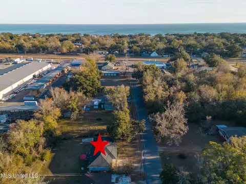 614 N Wright Ave, Long Beach, MS 39560 photo 6
