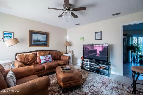 614 N Wright Ave, Long Beach, MS 39560 photo 8