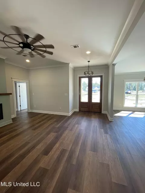 145 Sandra Parker Rd Dr, Lucedale, MS 39452 photo 5