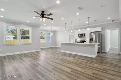 Living - 7341 Ahi Dr, Diamondhead, MS 39525 photo 1 of 1