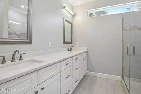 Bath - 7341 Ahi Dr, Diamondhead, MS 39525 photo 1 of 2