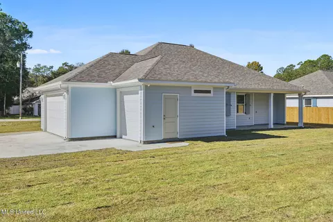 Exterior - 7341 Ahi Dr, Diamondhead, MS 39525 photo 4 of 4