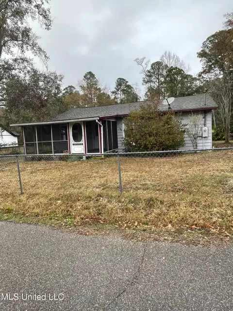 11164 Creel Cir, Gulfport, MS 39503
