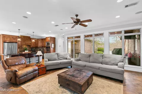 241 Pimlico Dr, Brandon, MS 39042 photo 11