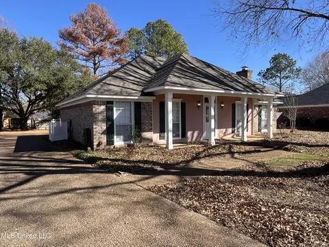 552 Brookstone Cir, Madison, MS 39110 photo 2