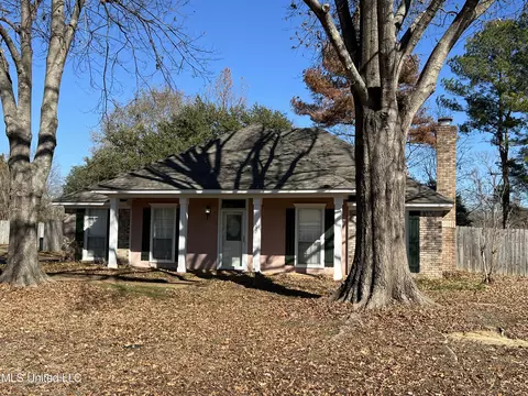552 Brookstone Cir, Madison, MS 39110