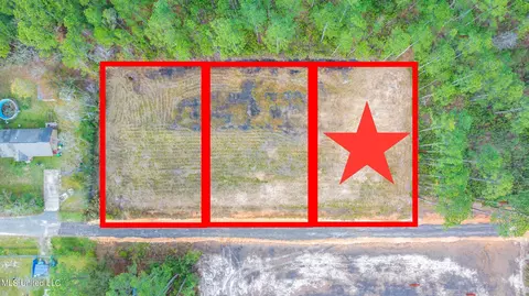 Holiday Drive, Ocean Springs, MS 39564