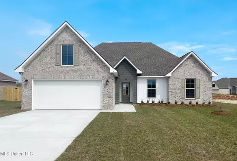 5 Red Oak Dr, Long Beach, MS 39560